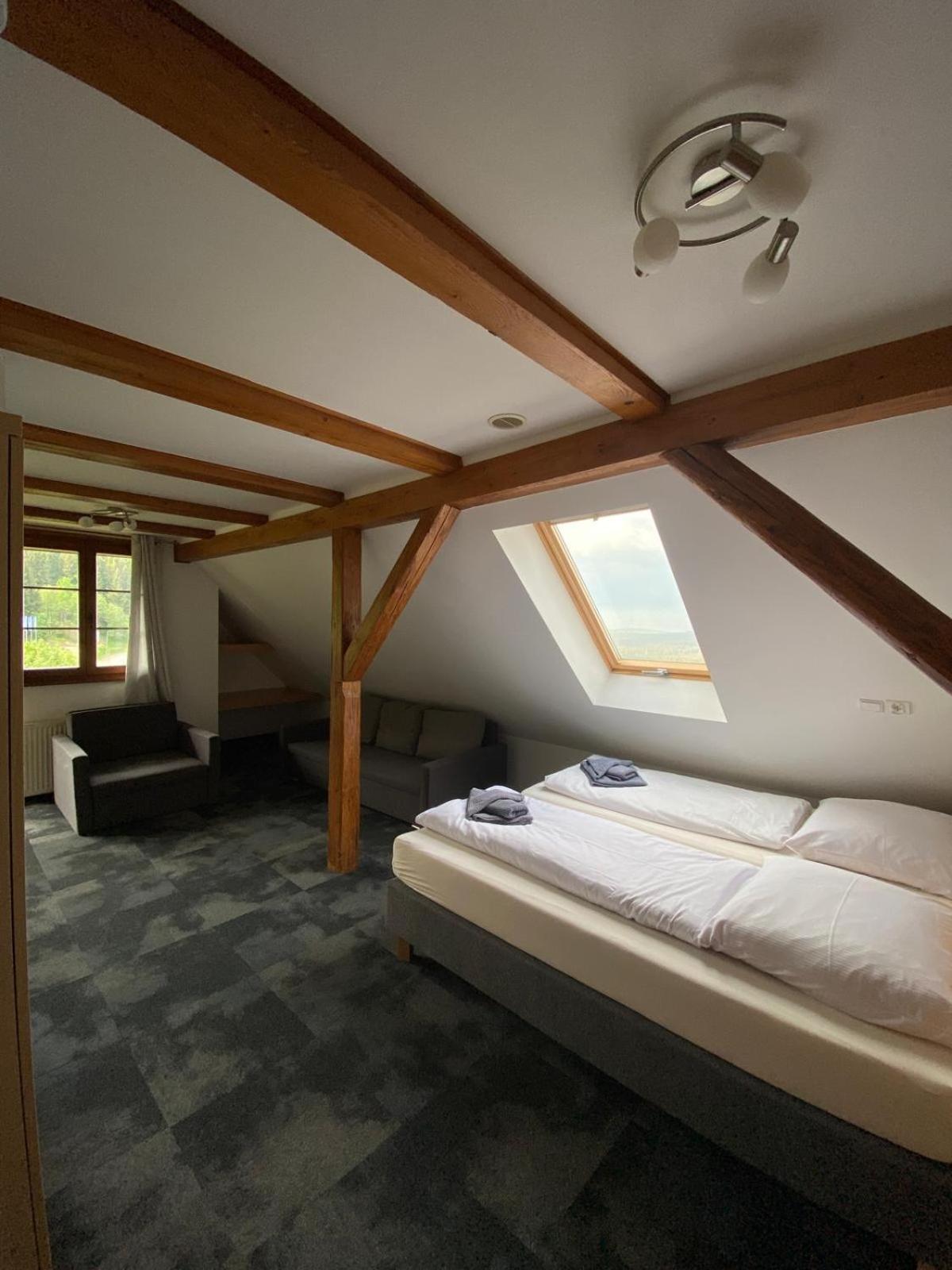 Pod Orlica Apartment ดุสนิกิ สดรอย ภายนอก รูปภาพ